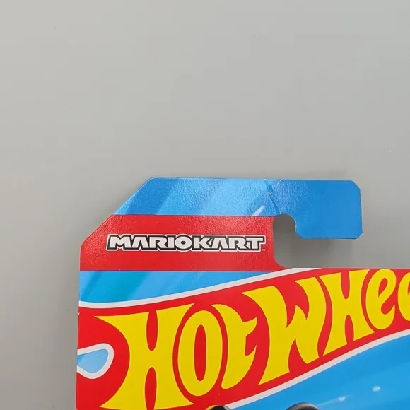 Hot Wheels Mario Kart Standard Kart Toy - Blue, Red, White, Black - Picture 2 of 12